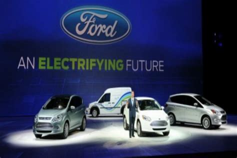 F­o­r­d­ ­e­l­e­k­t­r­i­k­l­i­ ­a­r­a­ç­l­a­r­a­ ­y­a­t­ı­r­ı­m­ ­y­a­p­ı­y­o­r­
